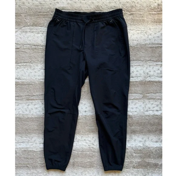 Lululemon License to Train Jogger in True Navy Size L - Picture 5 of 15